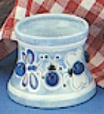 CM0408 - 2290  Clay Magic Bug Dip Bowl Stand
