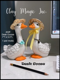 CM0469 - 4529 Clay Magic Desk Goose