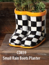 CM0472B - CD859 Clay Magic - SM Rain Boots Planter -Low Fire Bisque