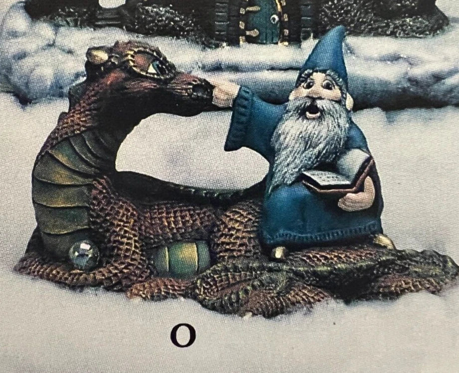 CM0746 - DM 1017 Duncan Imaginaries Wizard and Dragon