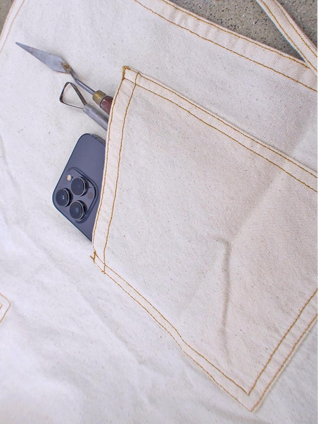 CMS0033 - Split Leg Apron, Cotton Canvas Full Coverage Pottery Apron for Artists, Overlap Design for Ceramics, Glazing, Wheel Throwing
