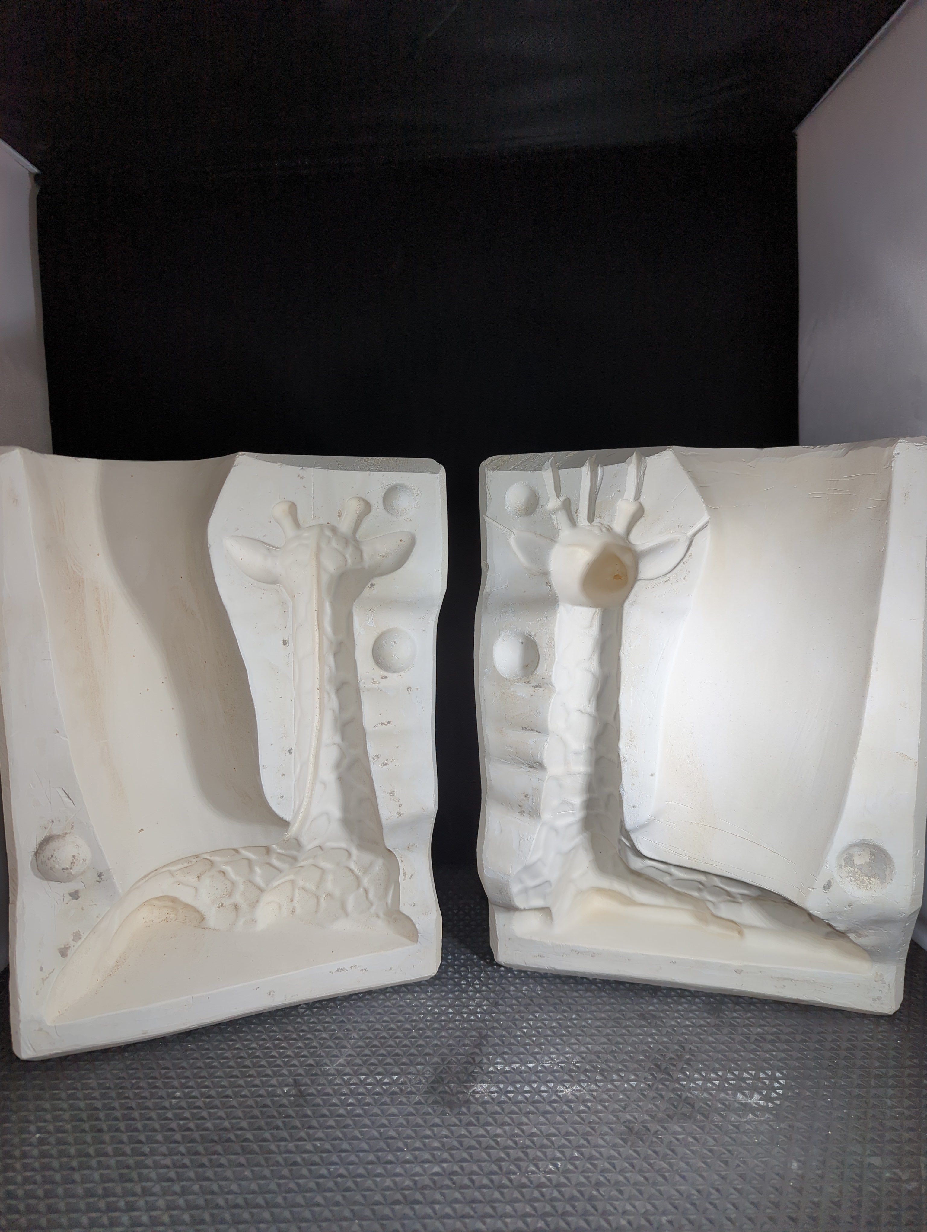 CM0274 - Large Giraffe Pot