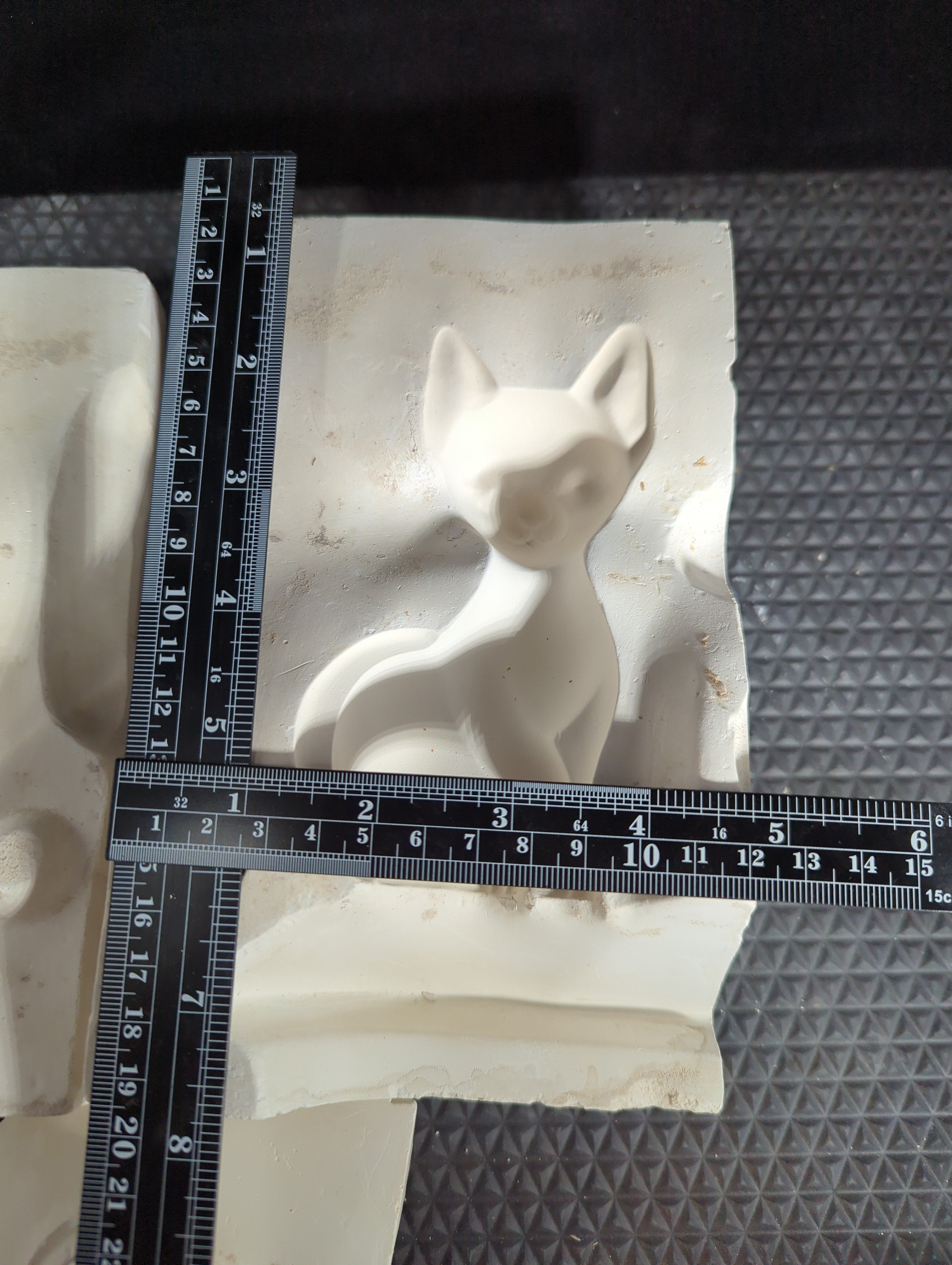 CM0644 - Small Siamese Cat