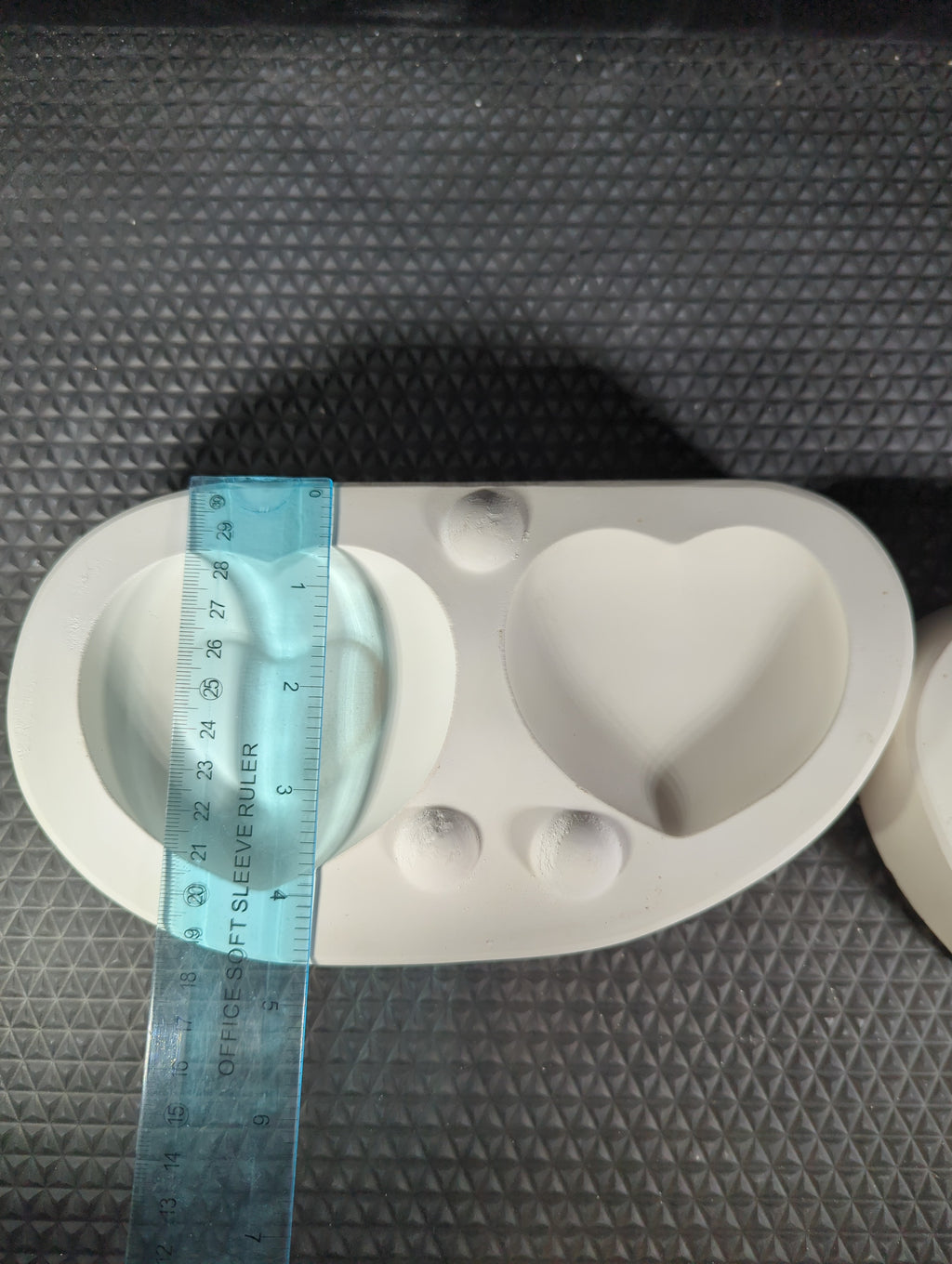 CM0346 - 553 Kimple Small Heart Box with Lid
