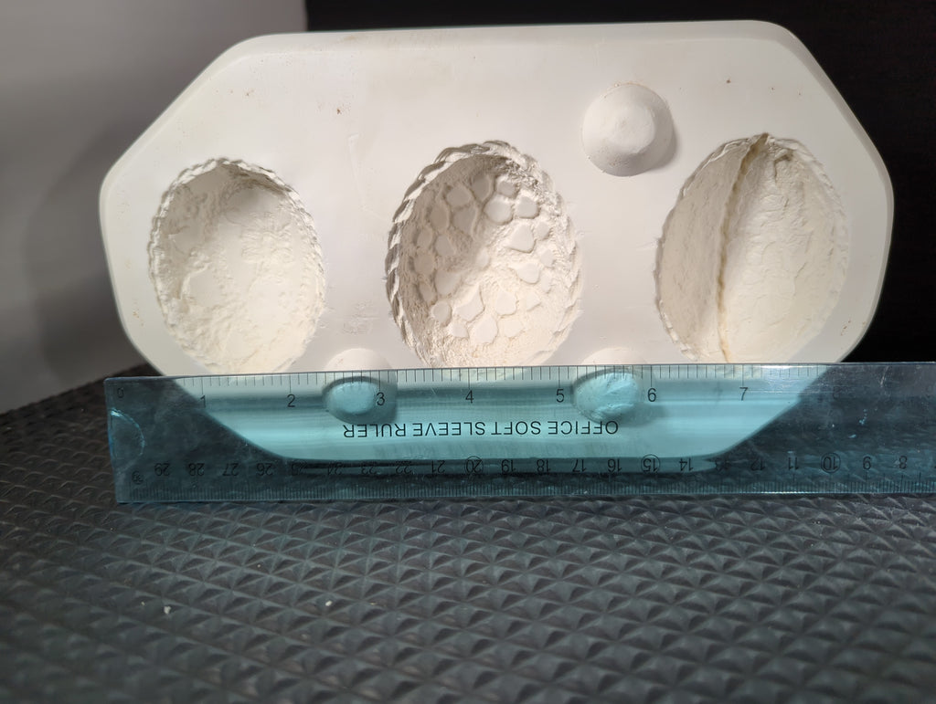 CM0259 - S-1561 Scioto 3 Lace Eggs