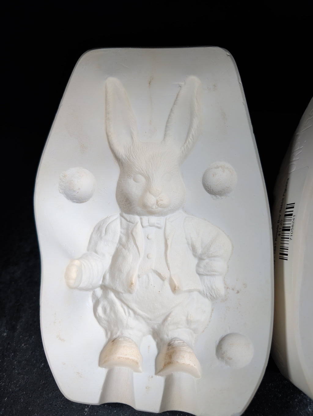 CM0032 - 1661 Kimple Boy Rabbit Figurine