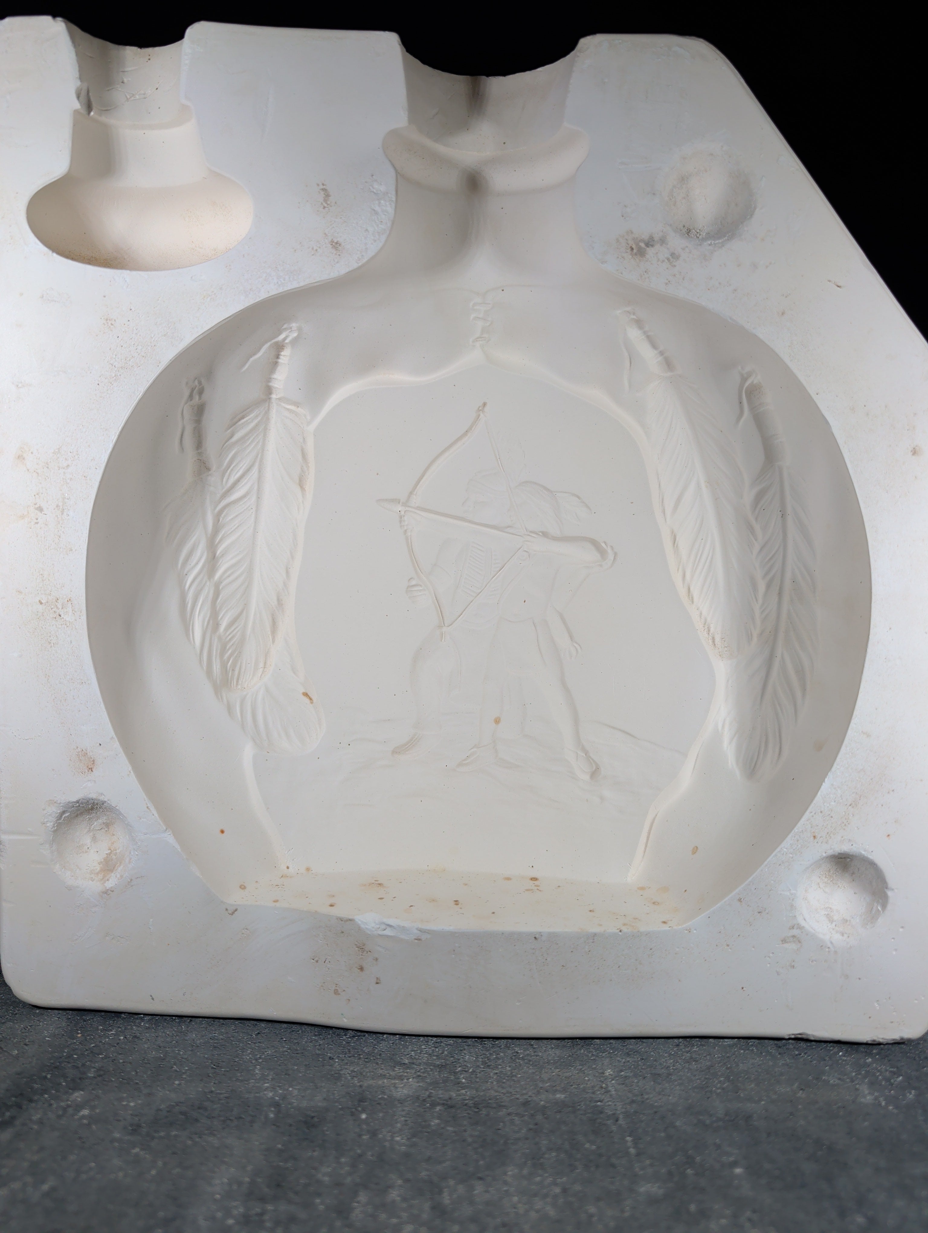 CM0115 - Provincial  P717 Archer Decanter