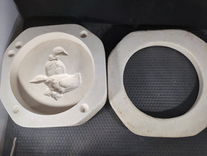 CM0819 - 353 Quality Mold Goose Wall Plaque