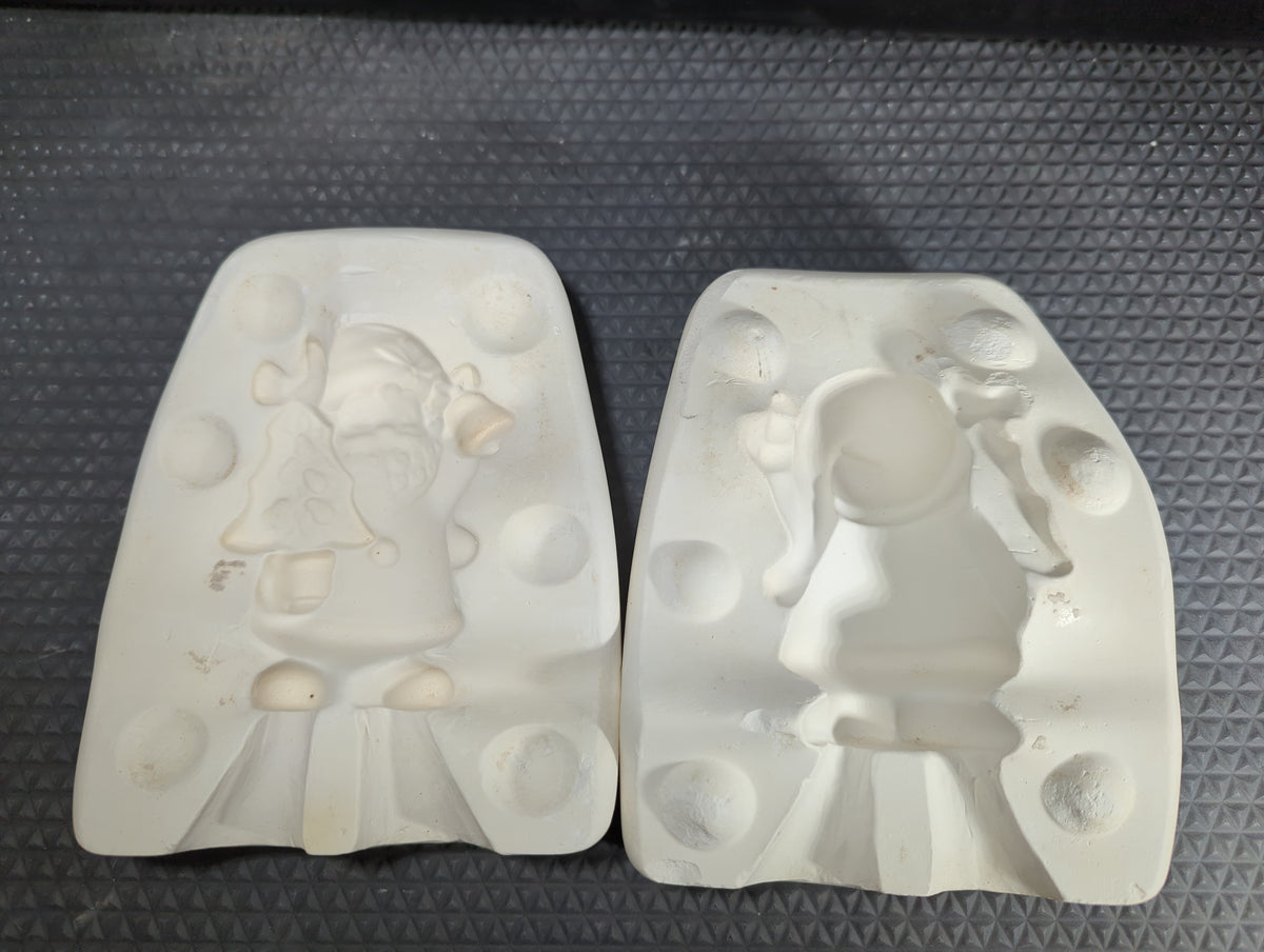 CM1262 - MG 63 Longview Santa and Tree Mold