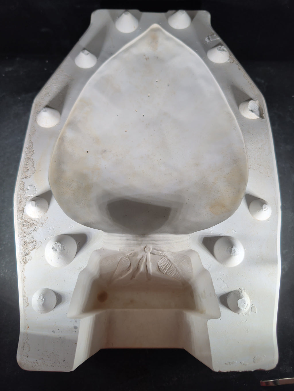 CM0077 - JK-393 Jay-Kay Mold Spirit of the Arrow head the plain