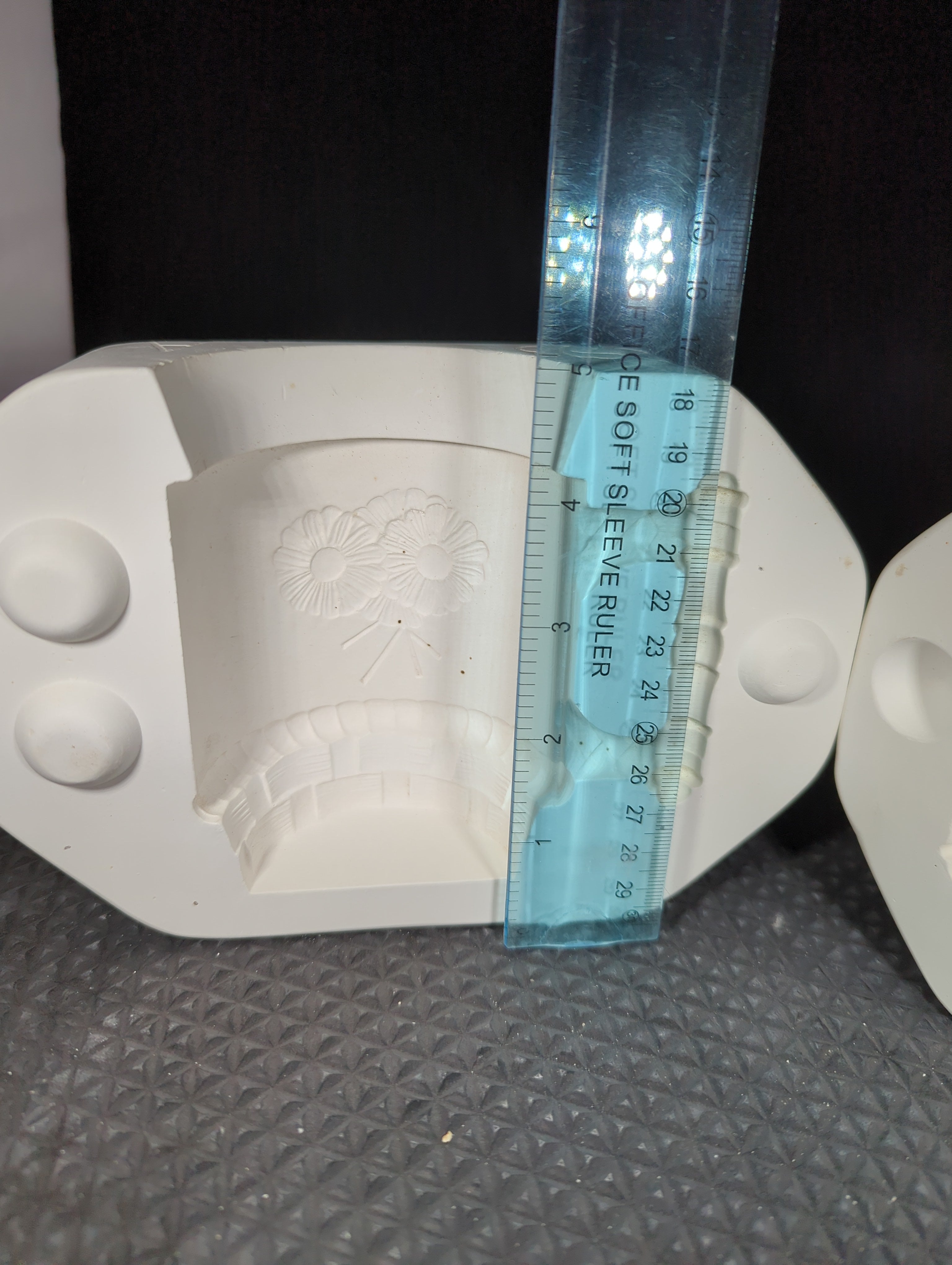 CM0322 - DM 293A Duncan Daisy Design Cup
