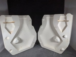 CM1274 - 517 Jones Mold Vase with Stopper 12"T Mold
