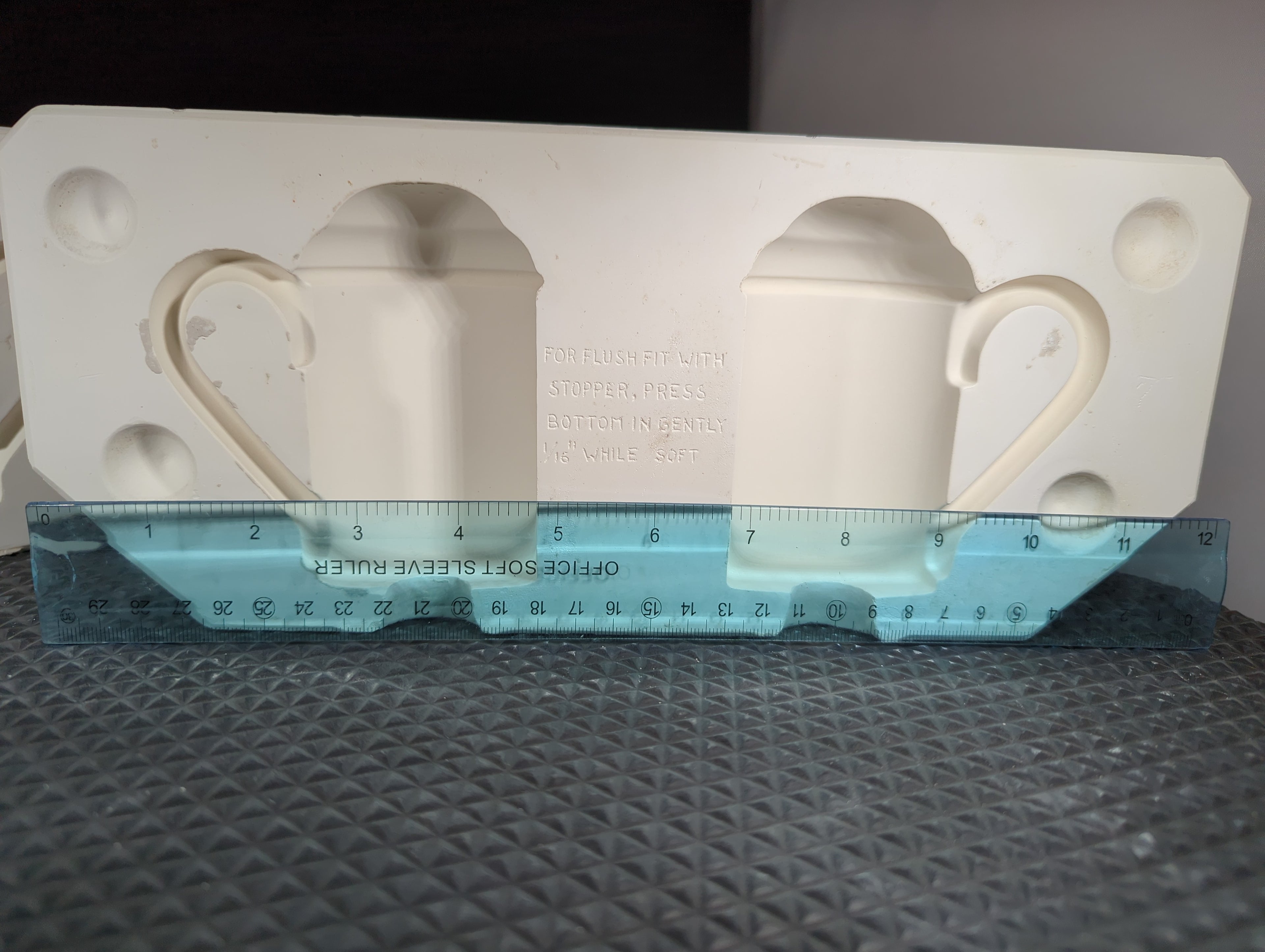 CM0342 - DM 294A Duncan Enamelware Salt and Pepper Shakers