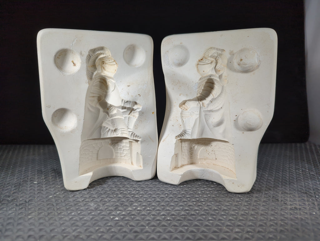 1448 Doc Holliday Knight plaster casting mold, listed as used, good condition