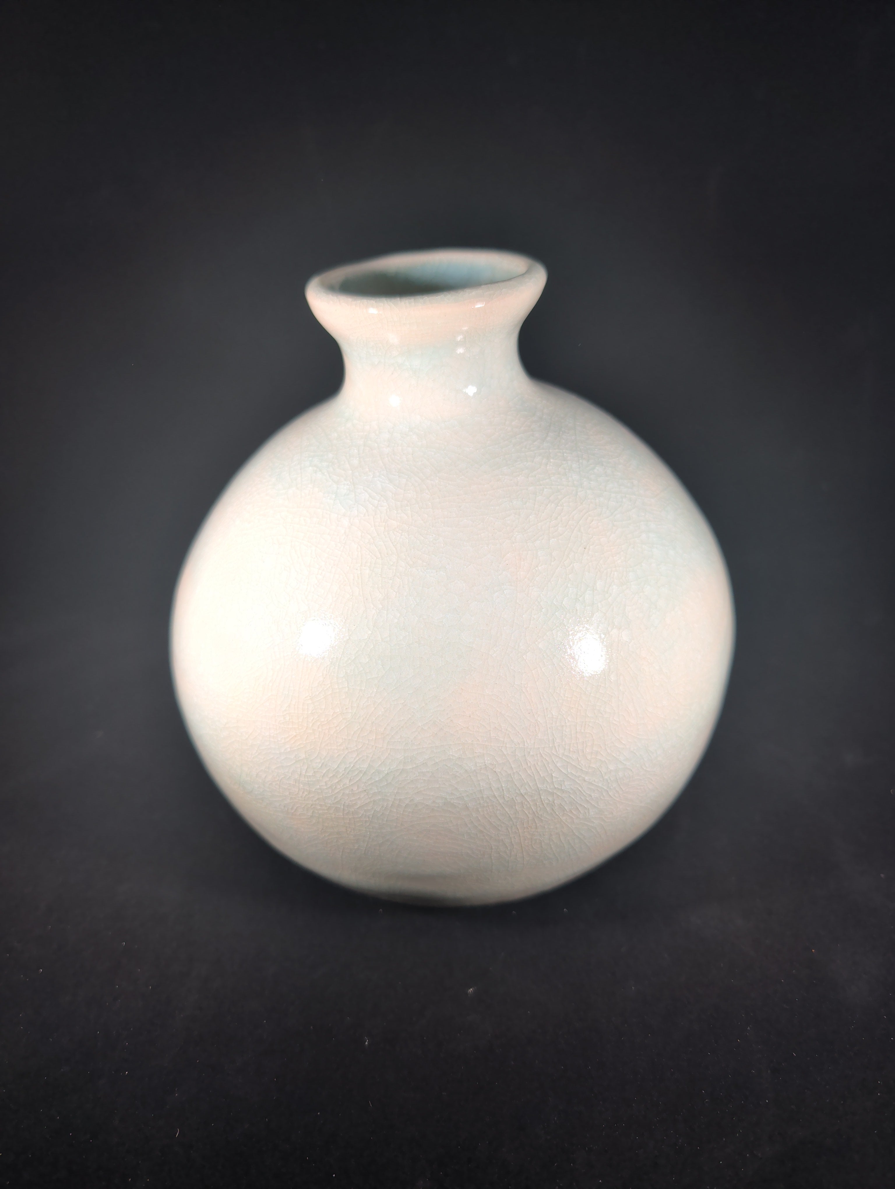 CMA0012 - Lt. Green Vase by Abby