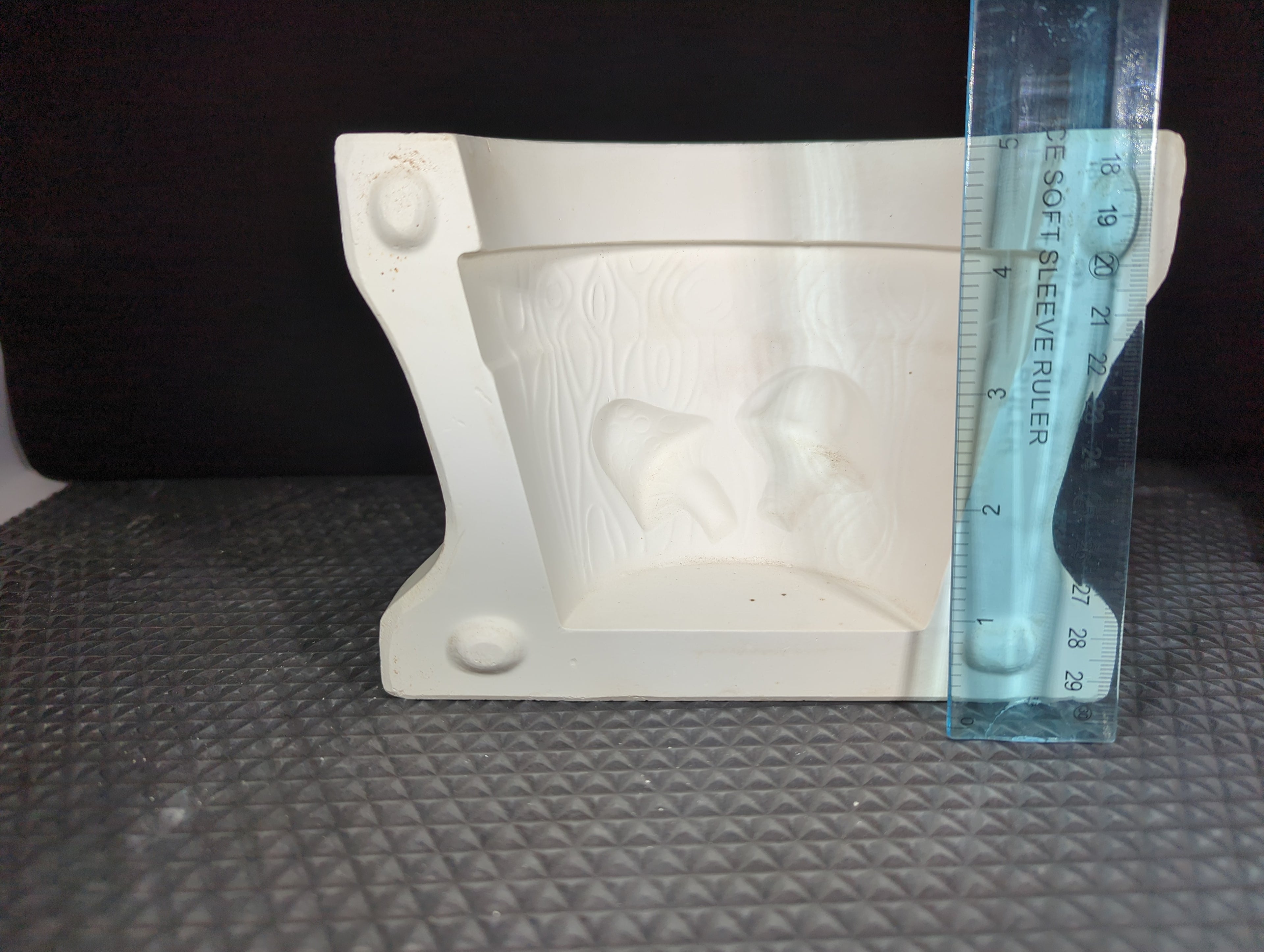 CM0277 - 1693 Gare Jodi Mushroom Planter/Flower Pot