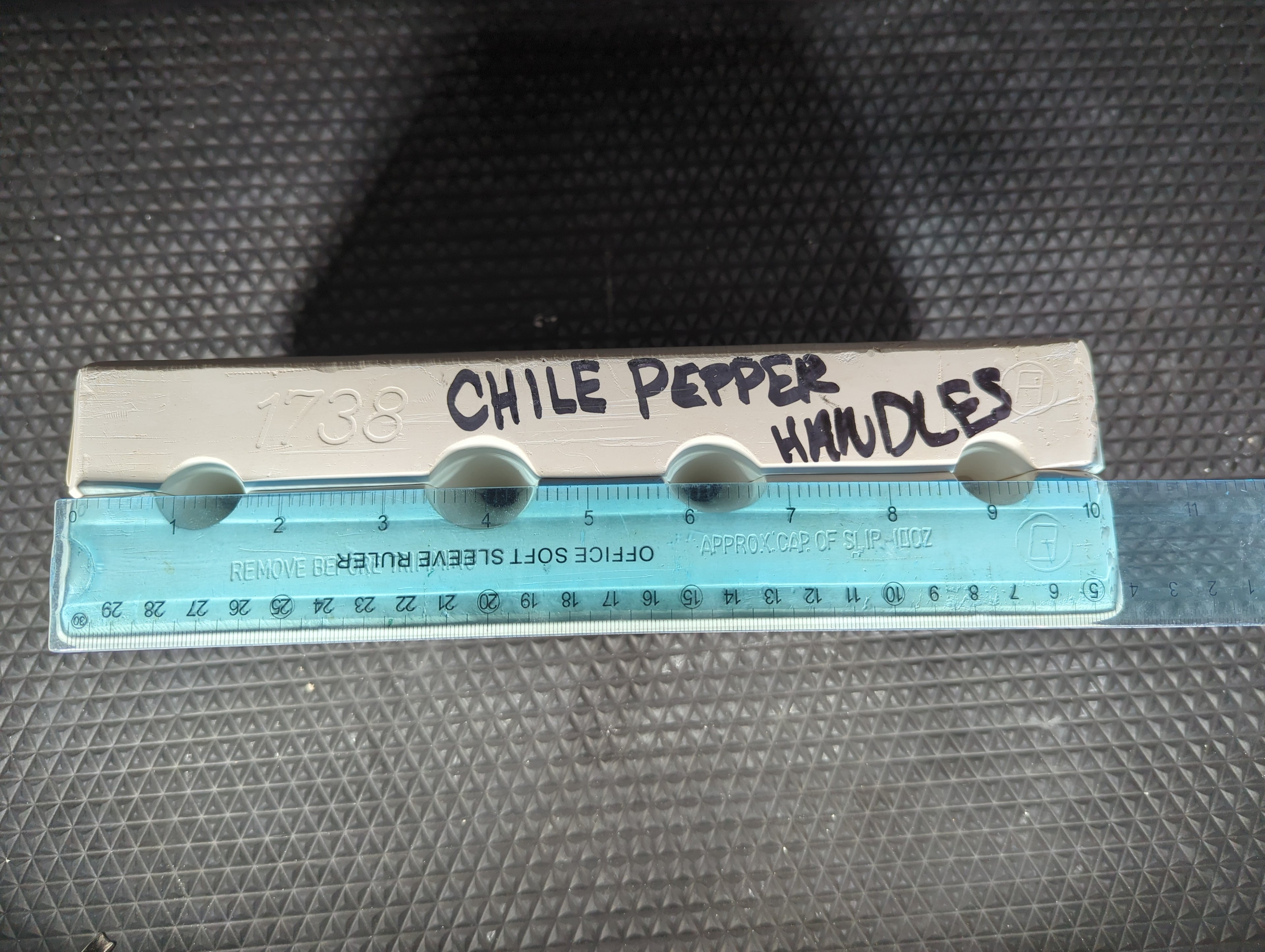 CM0280 - DM-1738 Duncan Chili Pepper Handles
