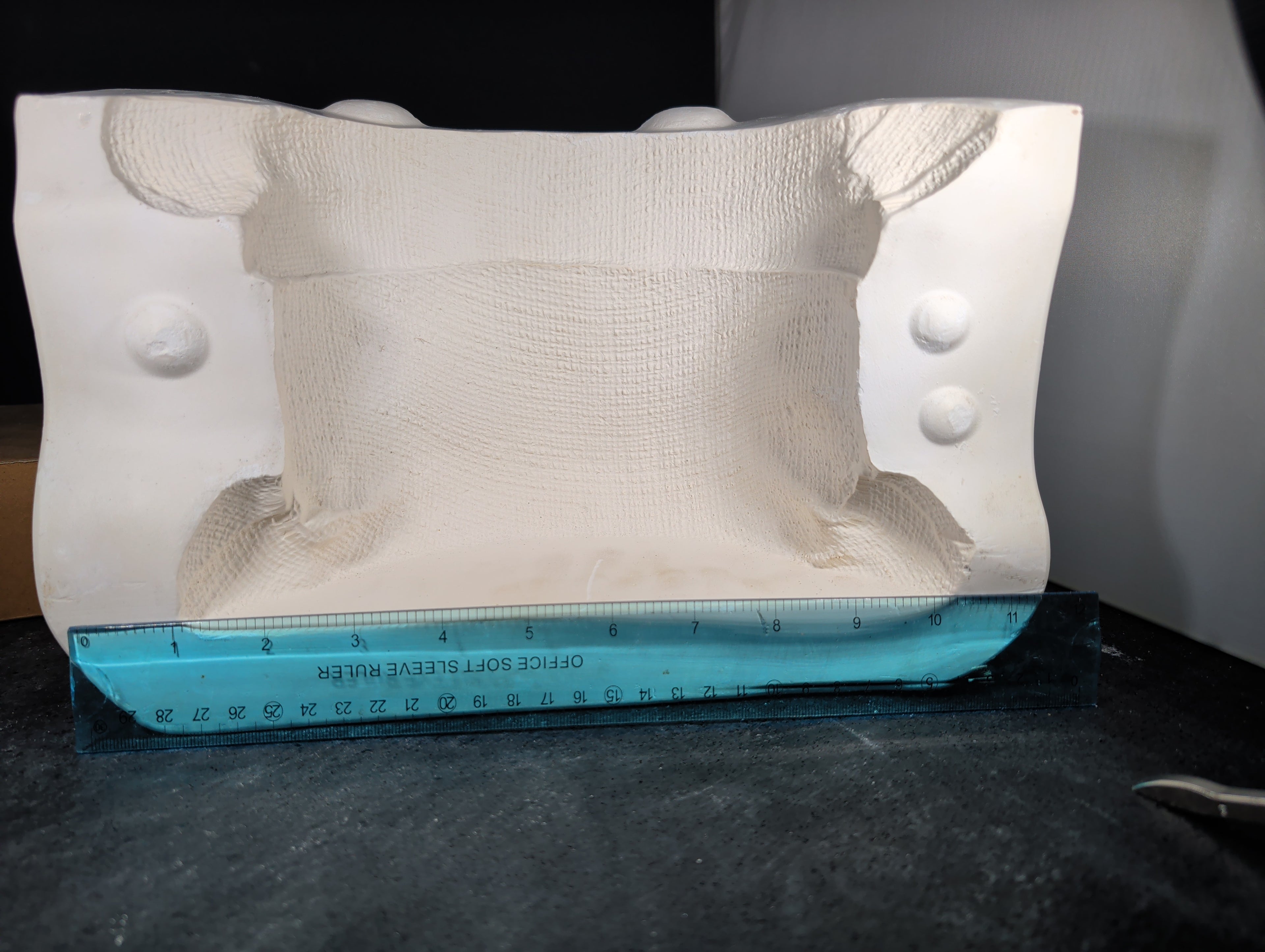 CM0024 - J1028 Clay Magic Medium Burlap Cannister #3 65" T