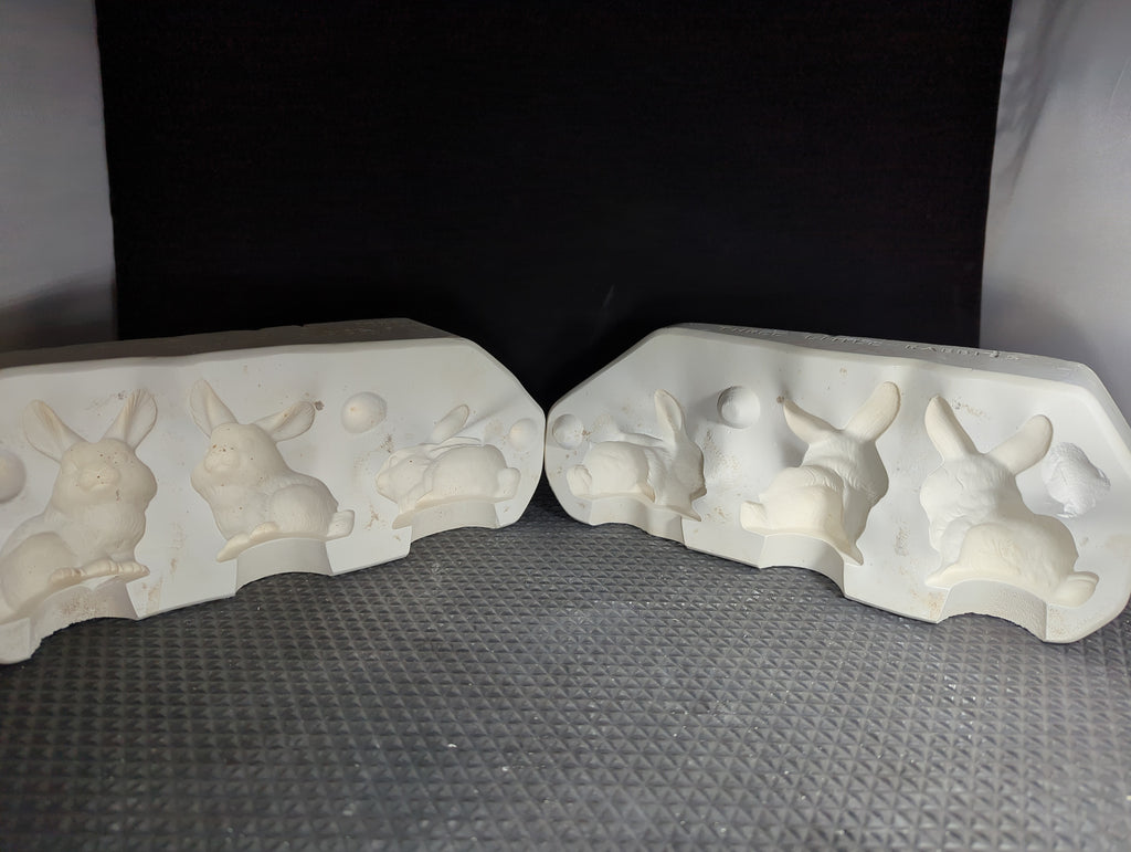 CM0487 - S-306 Scioto Three Little Rabbits