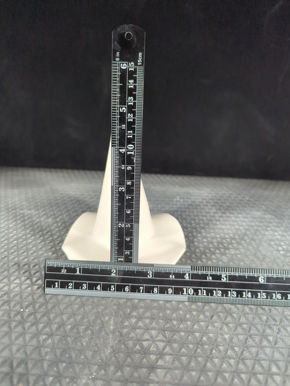 CM0449B - Cone 6 Bisque 3866 Clay Magic GB Witch Hat