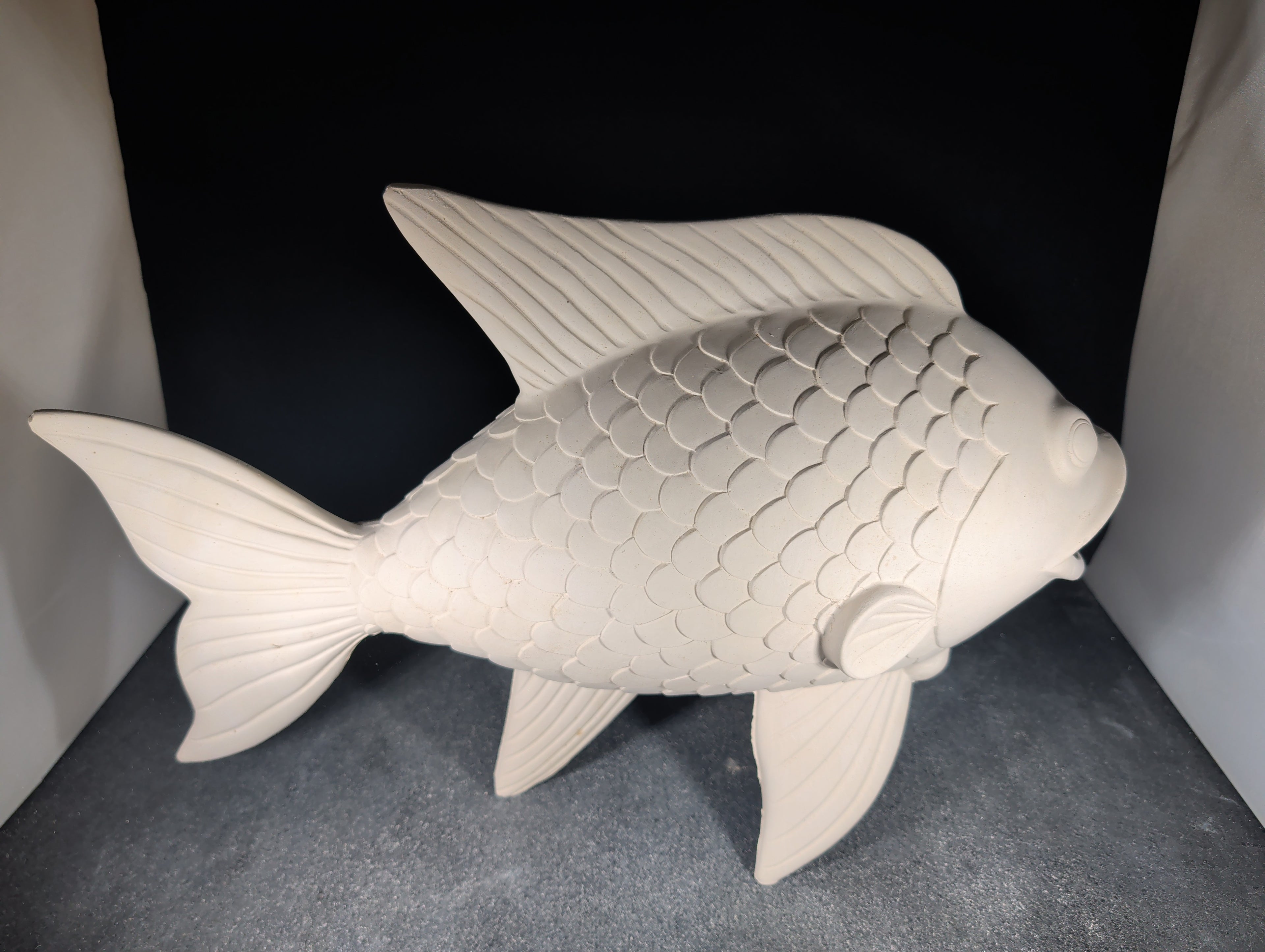 CM0130 - Giant Fish Greenware