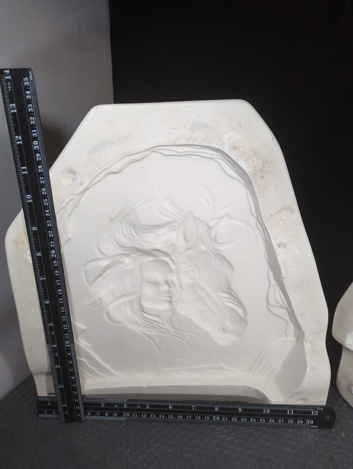 CM1285 - KR2 Kinzie Mold Maiden with Horse Rock Mold