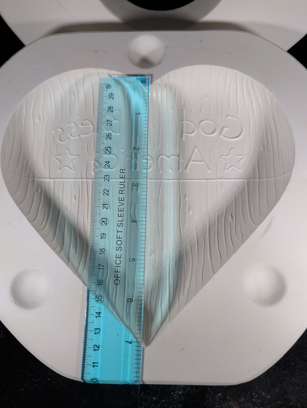 CM0018 - 3355 Kimple Wooden God Bless America Heart