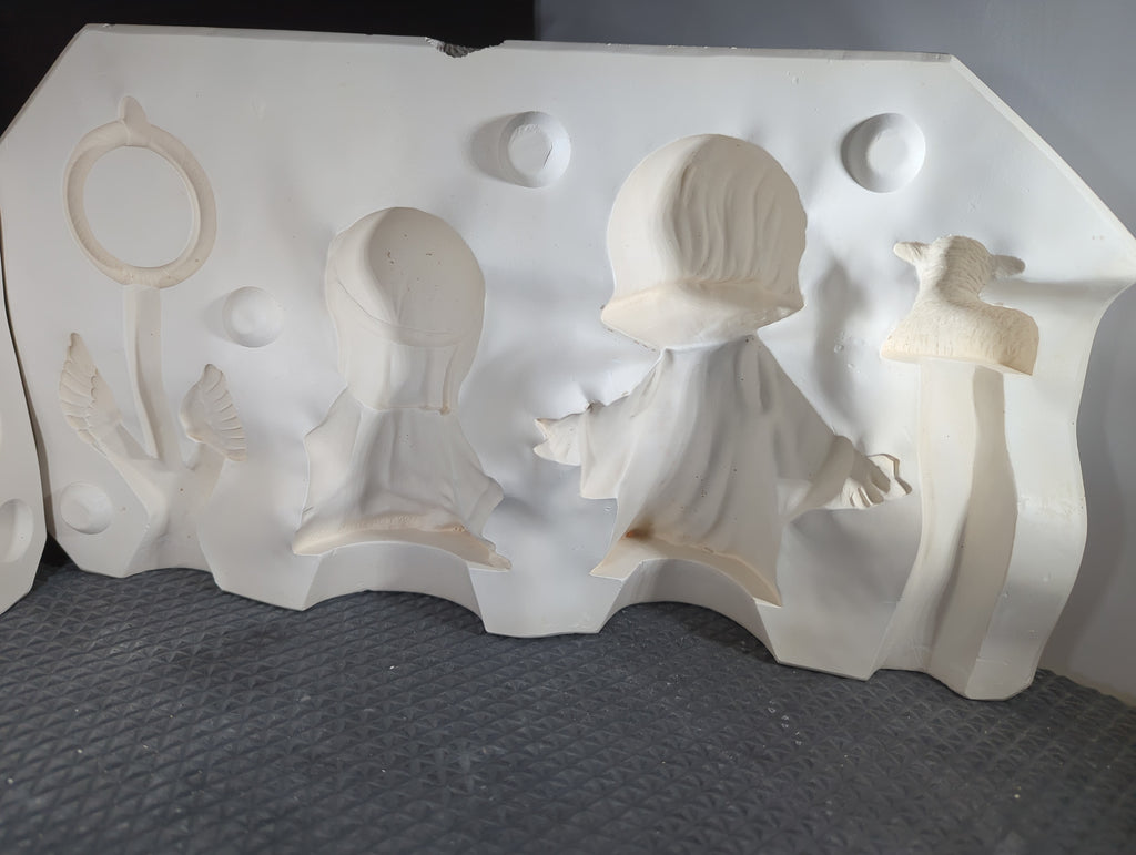 CM1272 - DM 393B Duncan Sweet Pretenders Nativity Scene Angel, Shepherd & Lamb Mold 5 of 6