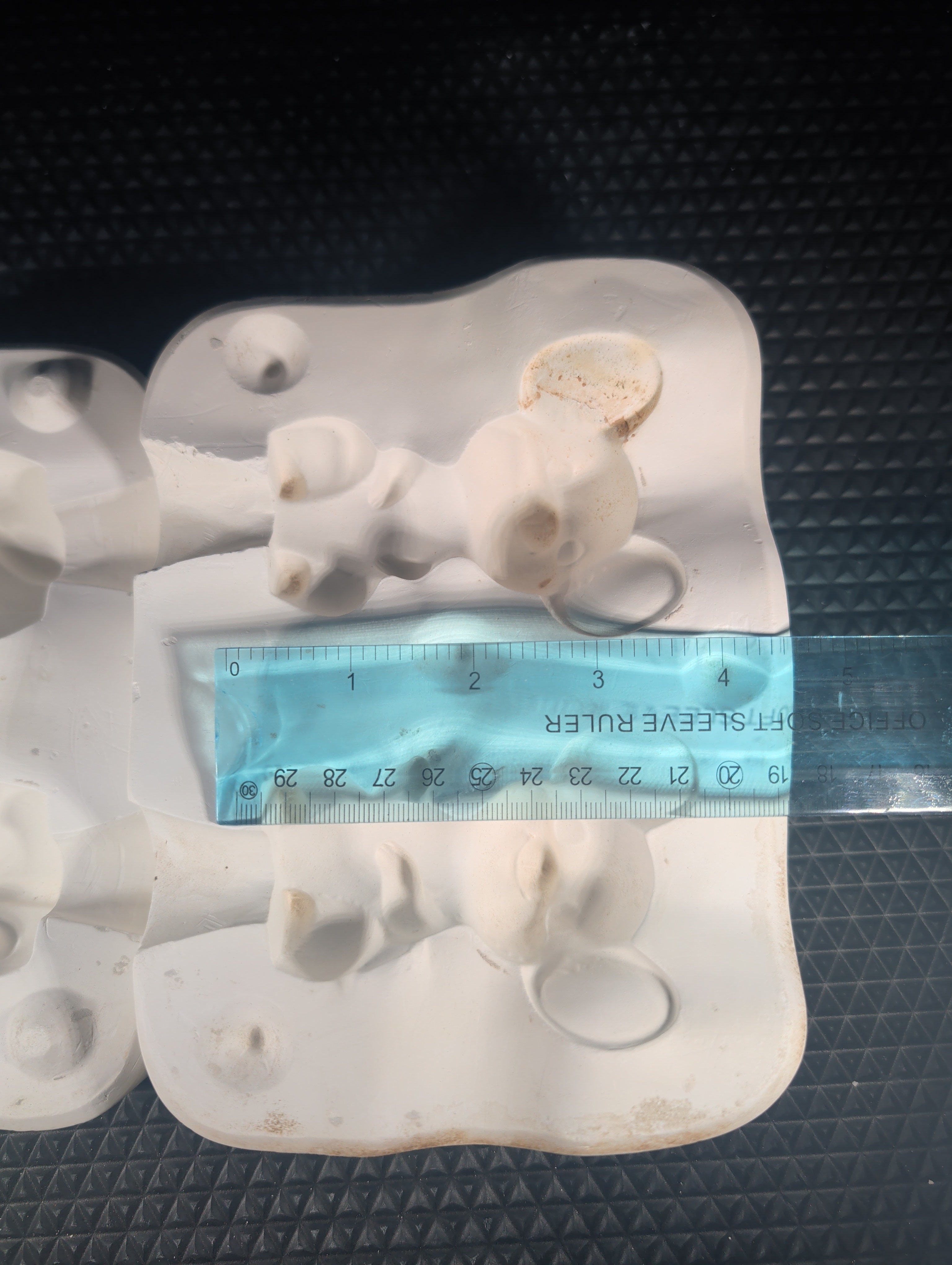 CM0221 - #32 Big D Molds Mice
