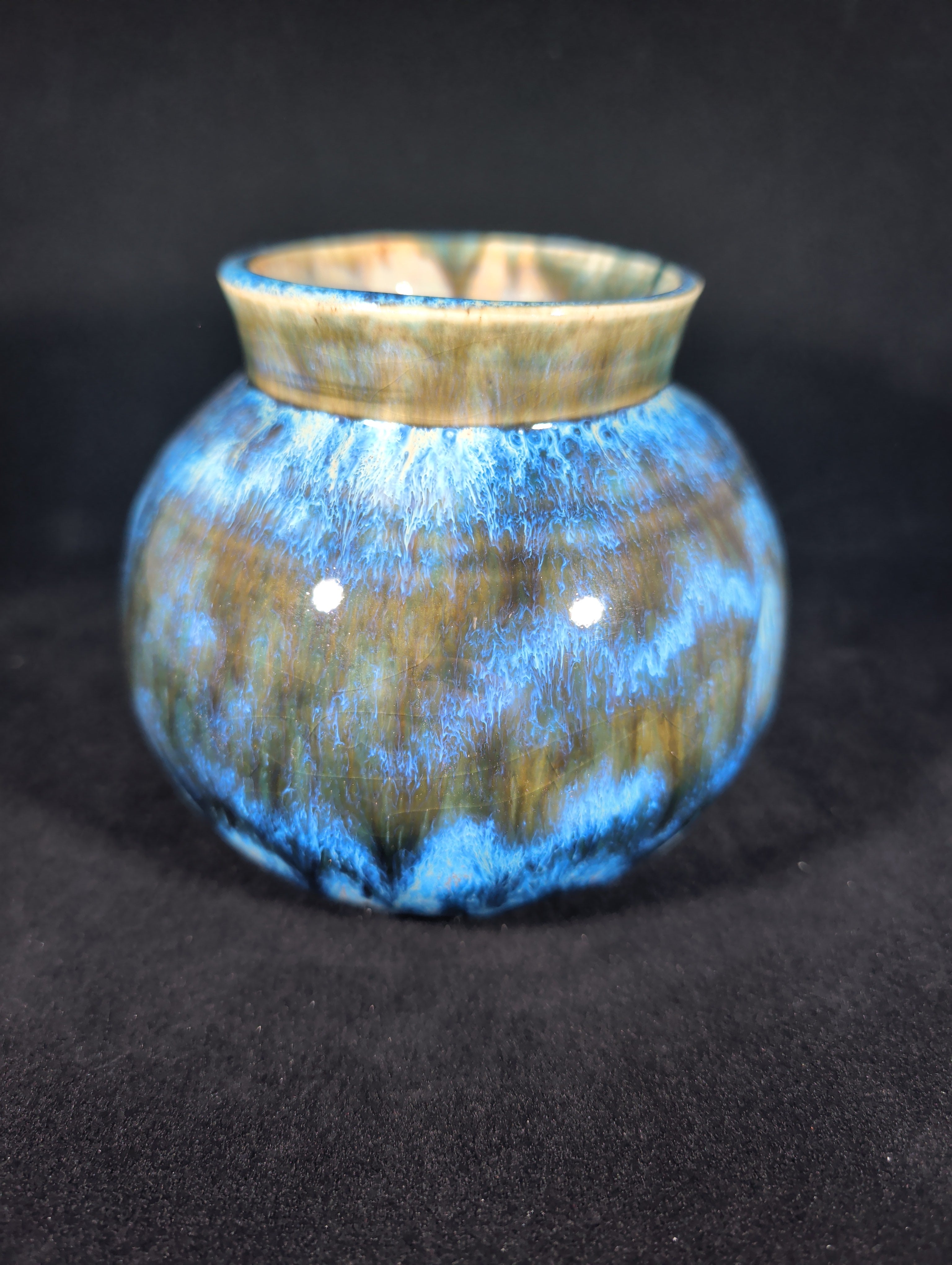 CMA0011 - Blue Aura Vase by Abby
