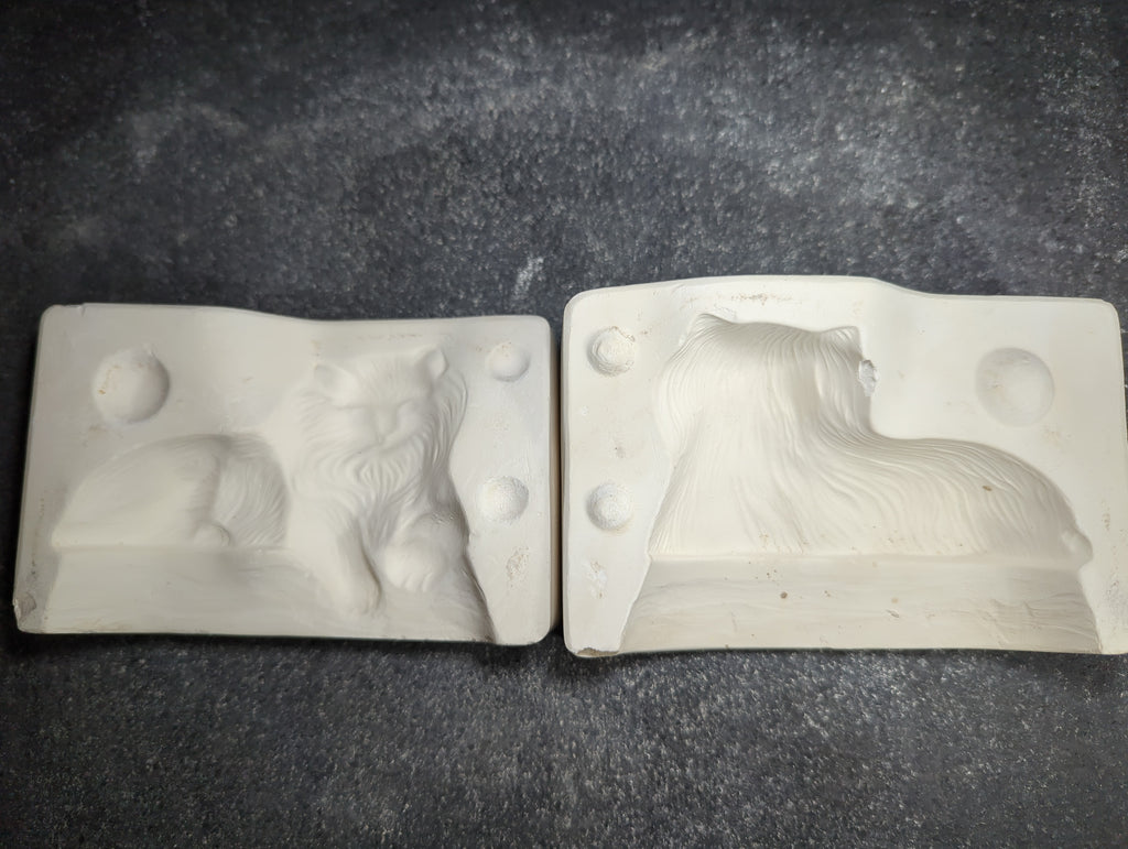 CM0109 - 89 -Kimple Small Shelf Cat