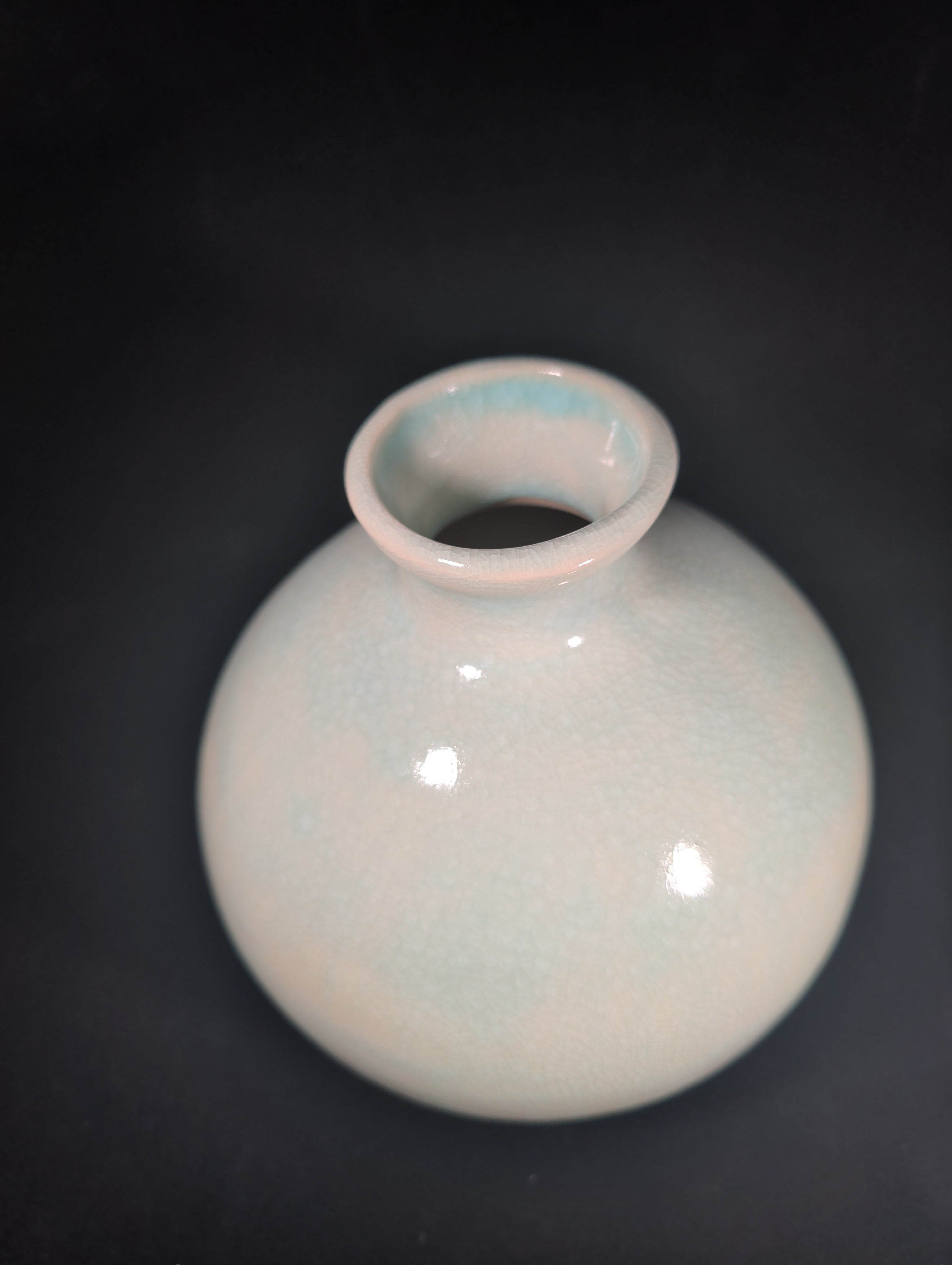 CMA0012 - Lt. Green Vase by Abby