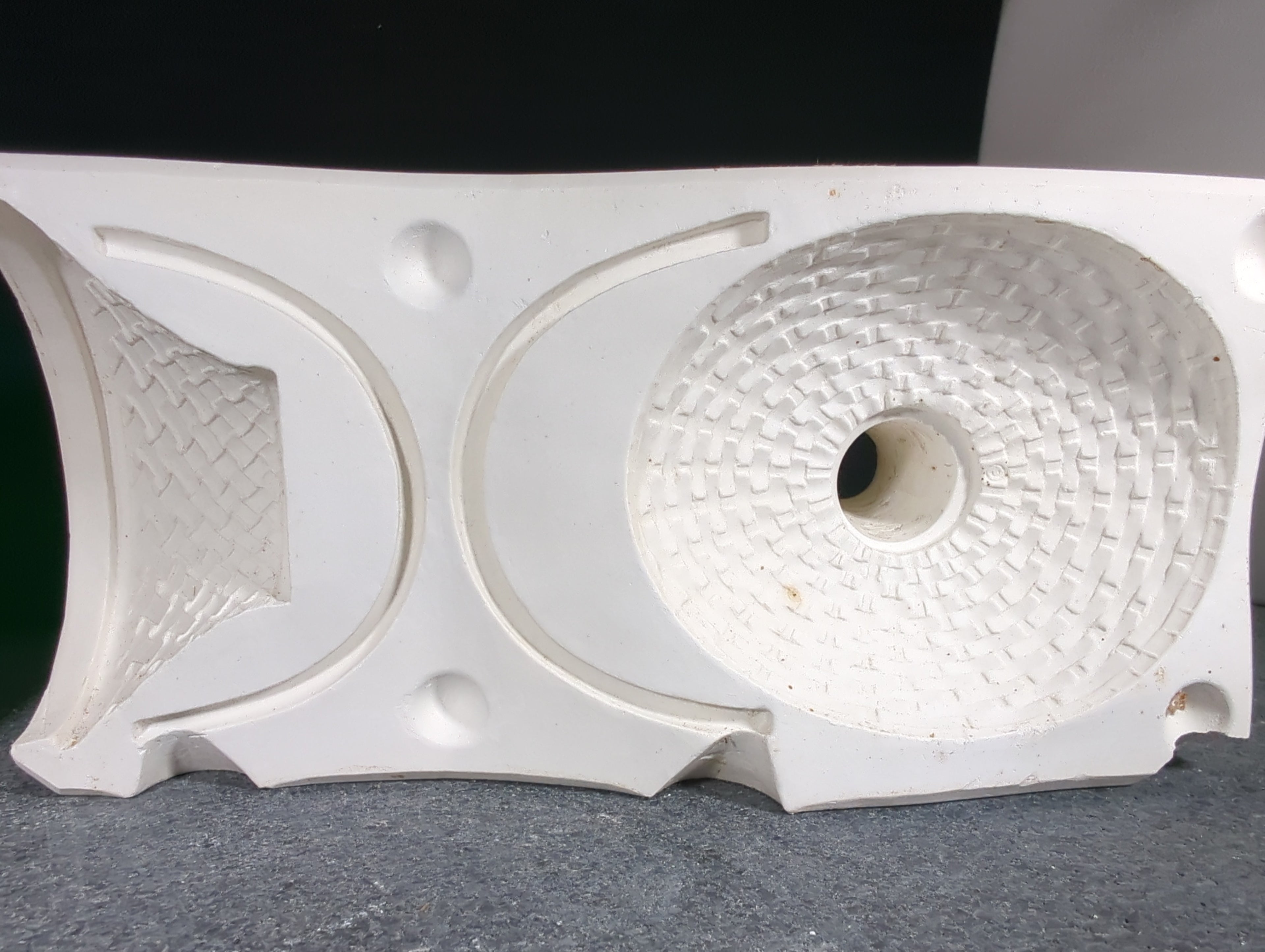 CM0188 - DM 502B Duncan Mini Baskets