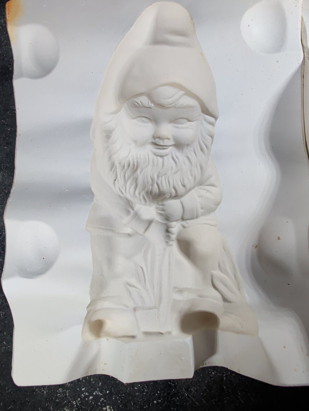 CM0124 - A-38 Alberta Gnome with Shovel
