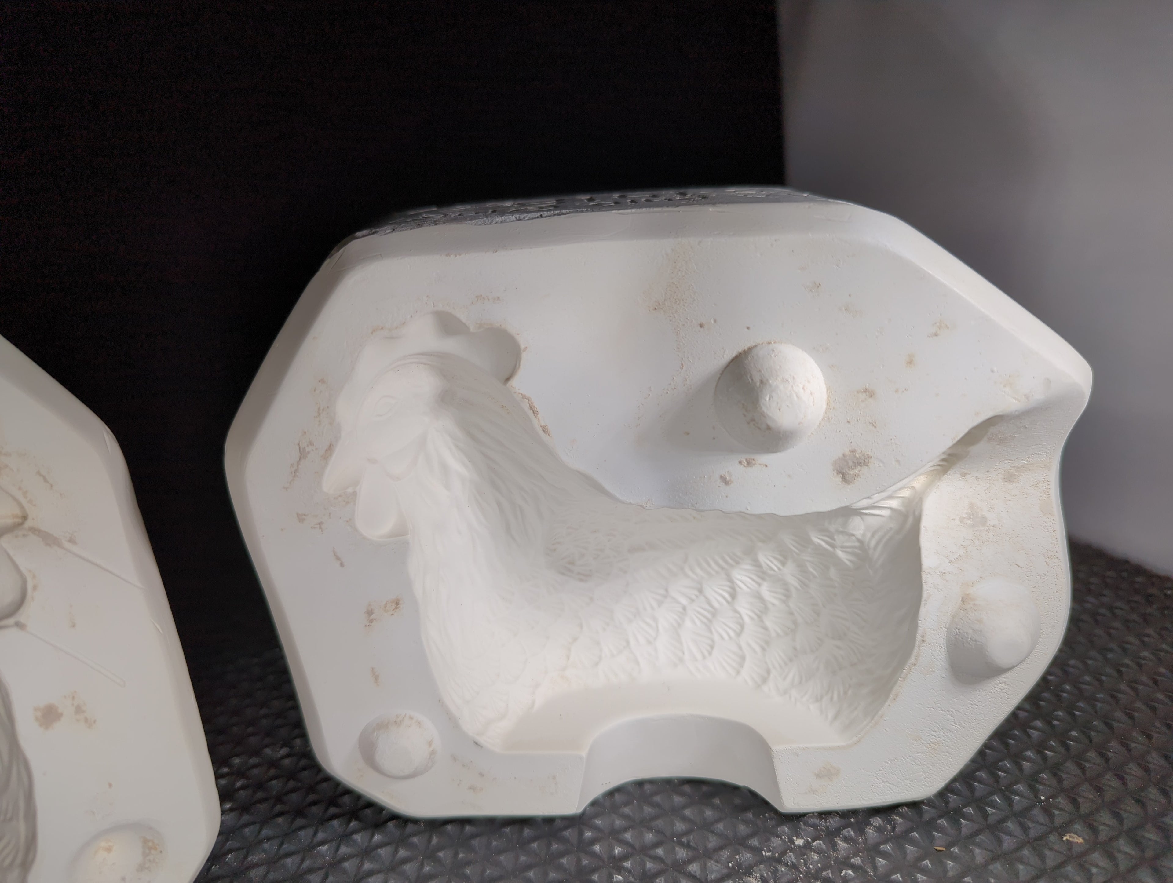 CM0270 - S-1418 Scioto Med Nesting Hen