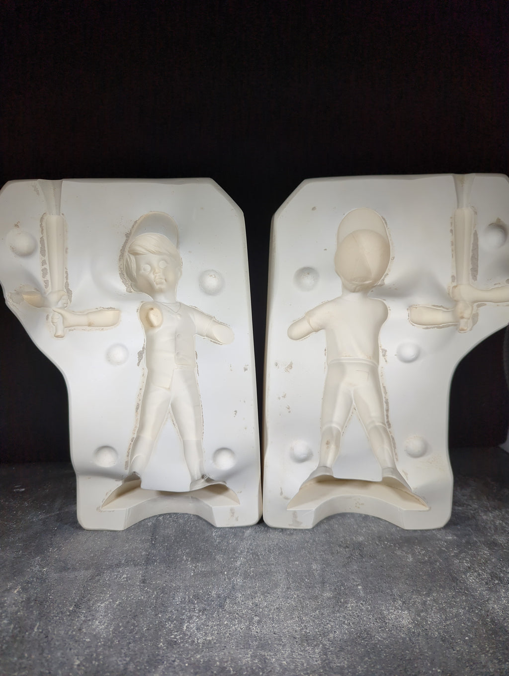 CM0088 - J1523 Clay Magic White Baseball Player Boy
