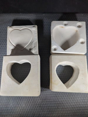 CM1115 - Heart Powder Box with Lid