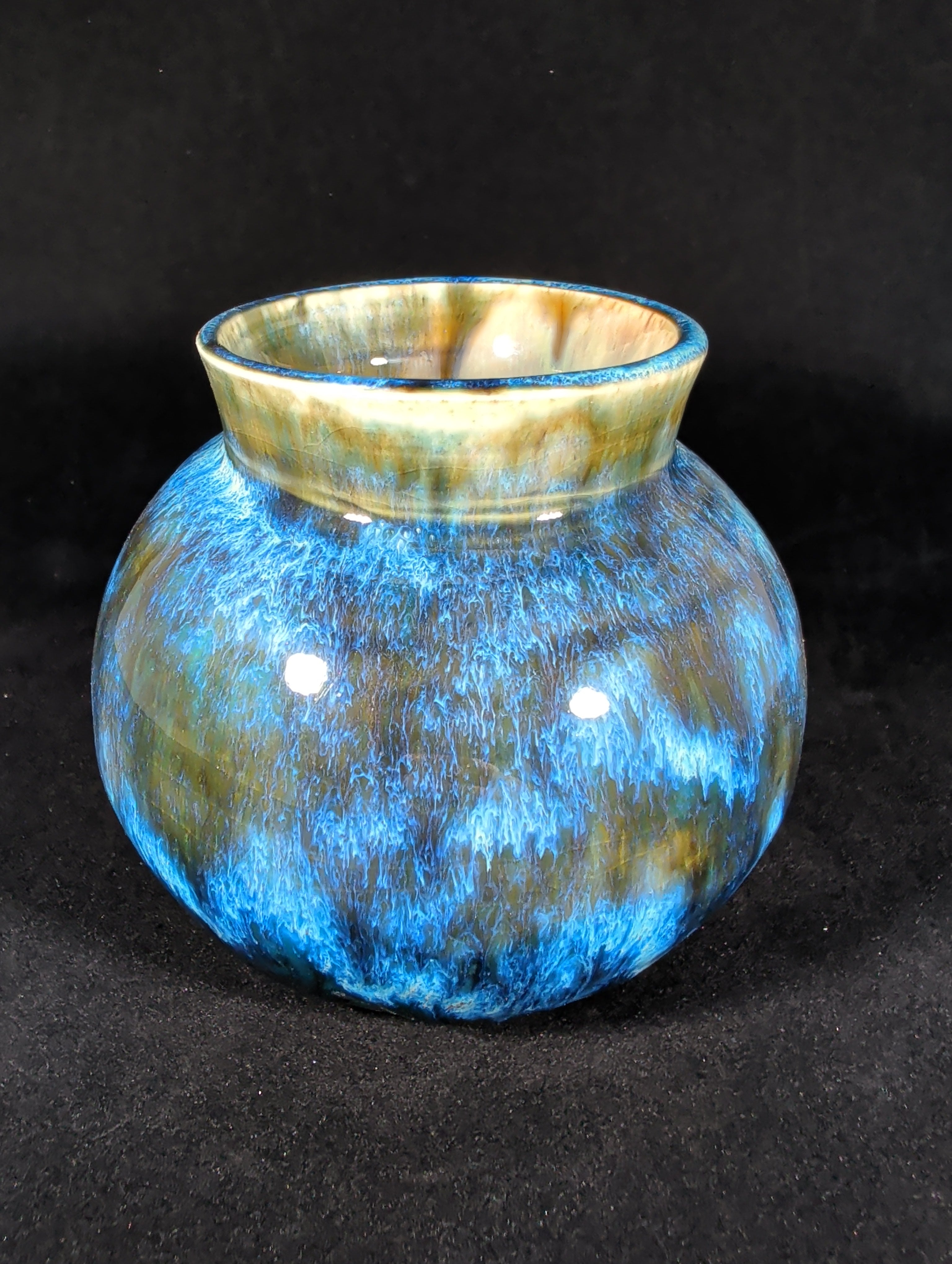 CMA0011 - Blue Aura Vase by Abby