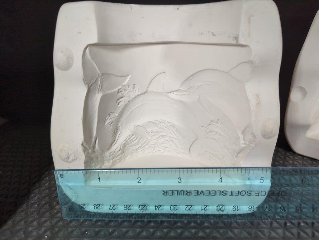 CM0257 - NM-2513 Nowell's Dolphin Candle