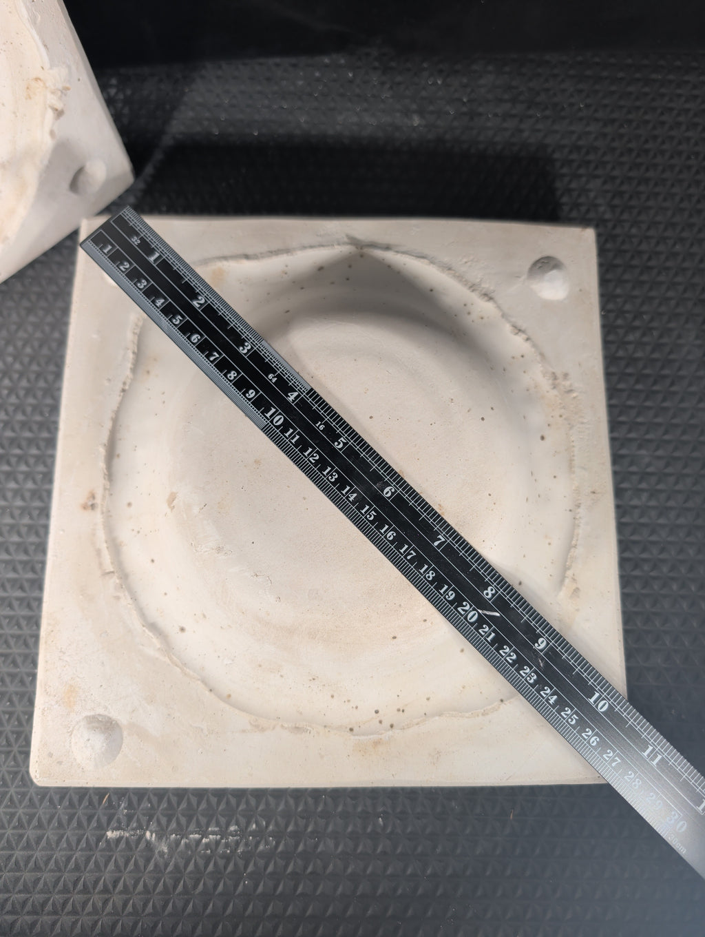 CM0668- Shallow Bowl