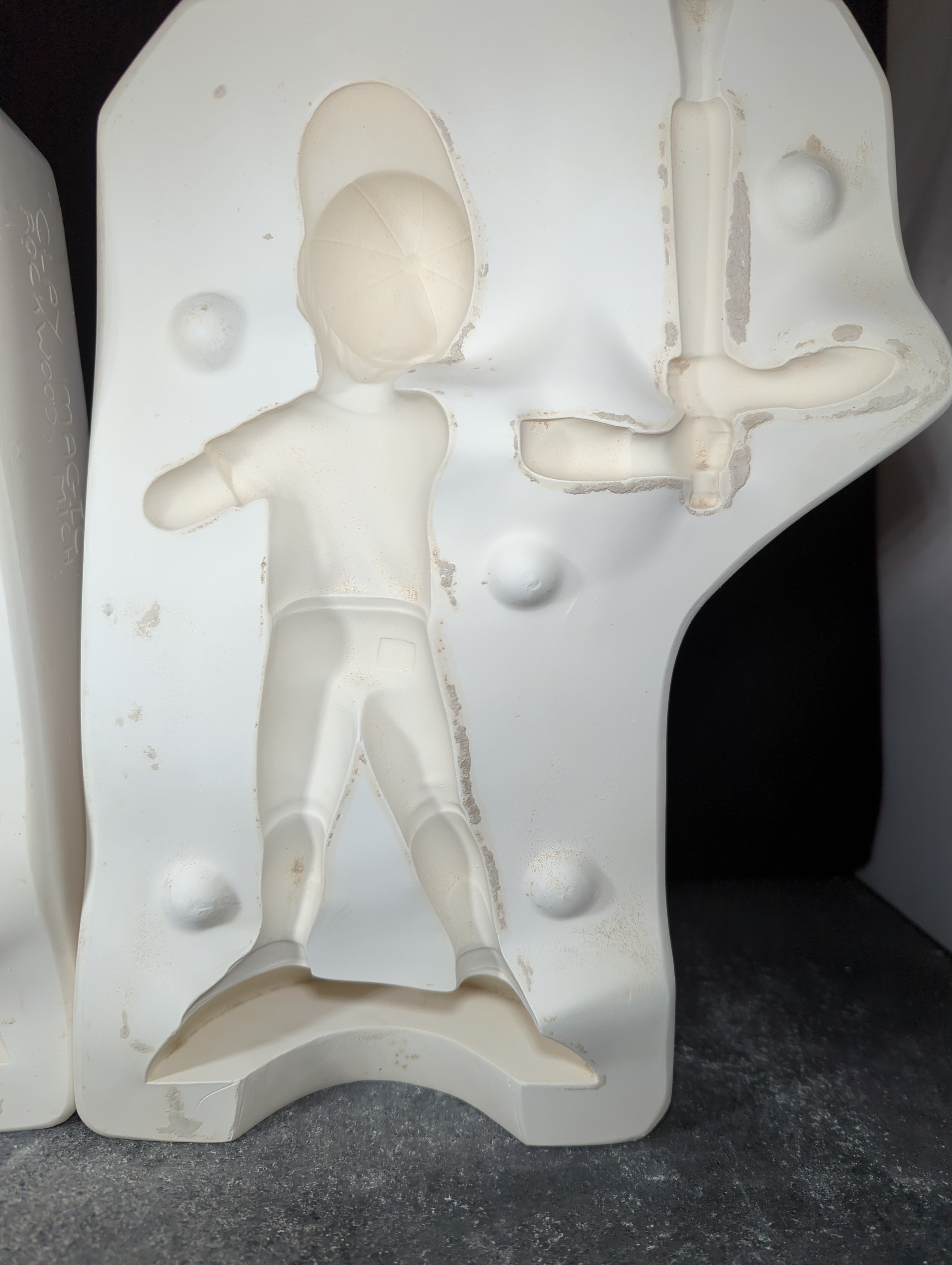 CM0088 - J1523 Clay Magic White Baseball Player Boy