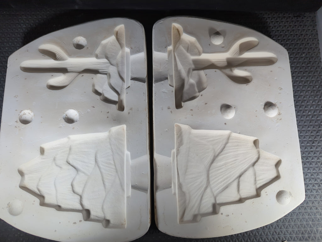 CM1551 - 1689 Kimple Southwest Napkin Holder Mold