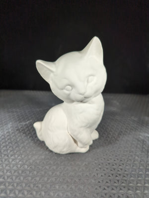 CM0637 - Cat