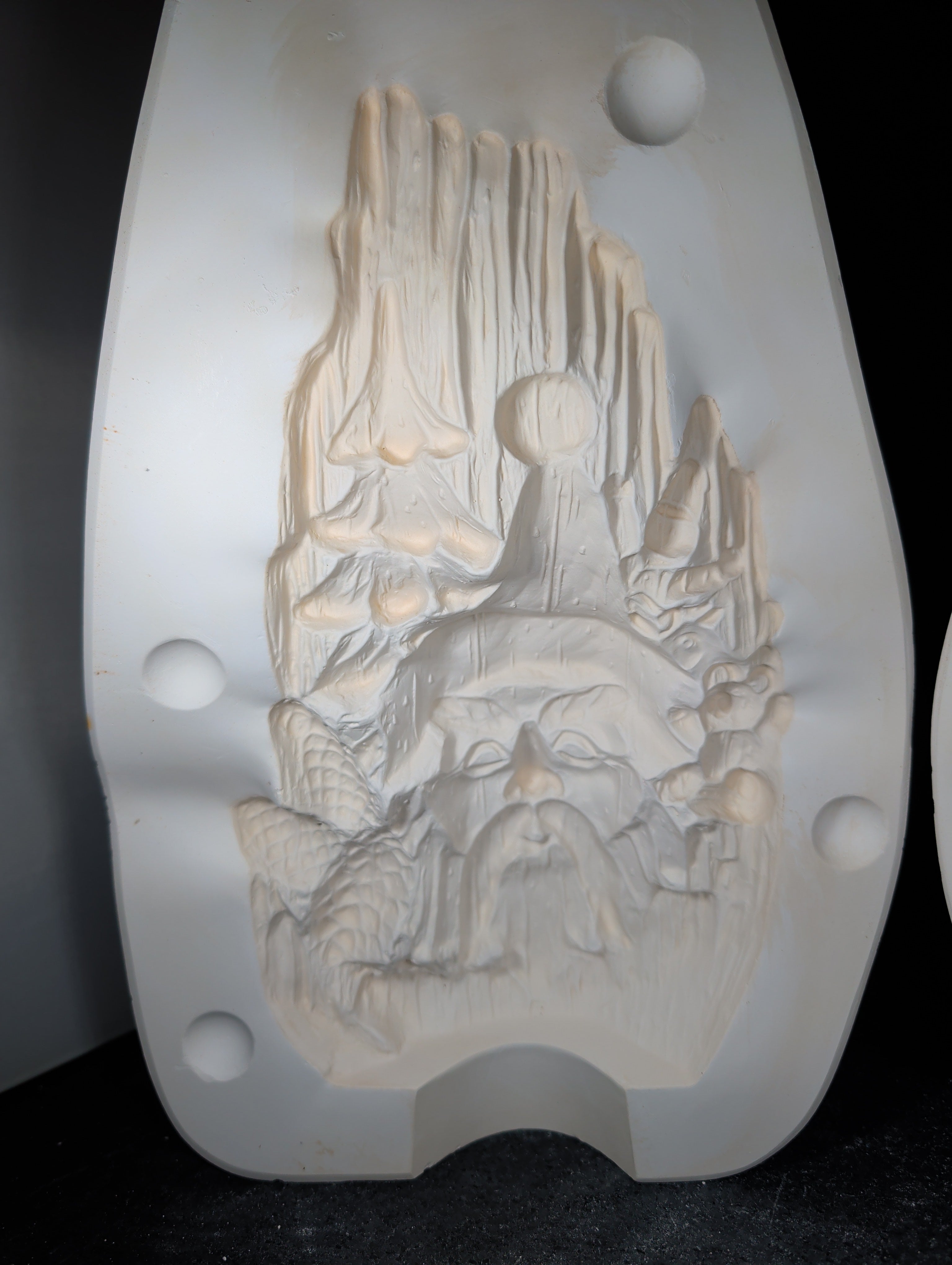 CM0080 - 2157 Kimple Carved Santa Head