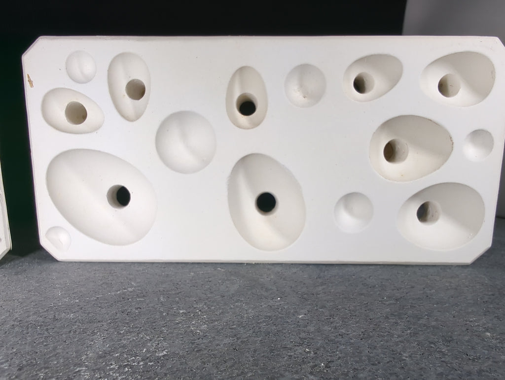 CM0187 - DM 49B Duncan Small Easter Eggs