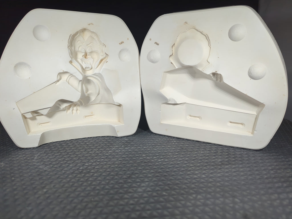 Creative Paradise - CPI- Kimple 1527 Kimple Dracula plaster casting mold with fall design, listed as used, good condition