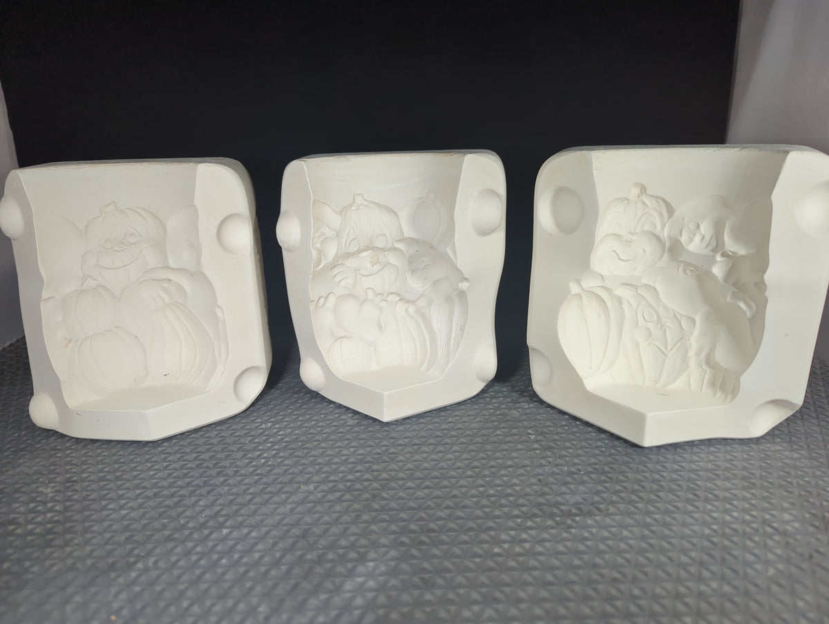 CM0983 - H2951 Holland Molds Pumpkin and Ghost Candle Holder