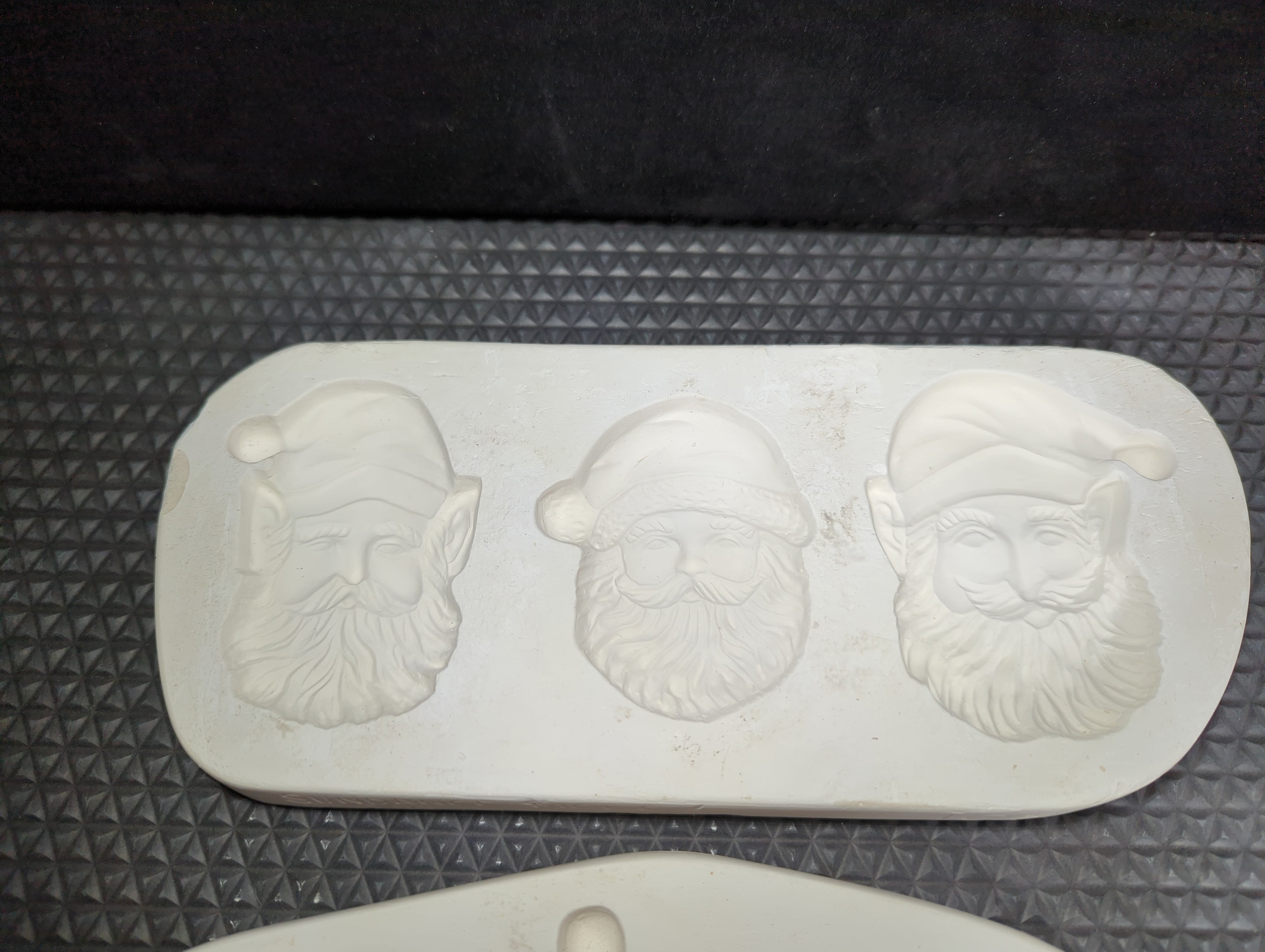 CM0389- Sundance Santa Ornament Press/Sprig Mold Set of 3