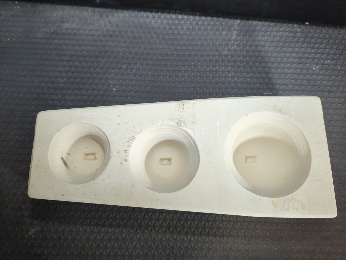 CM1324 -  BH 728 Byron Mold 3 Bells Mold