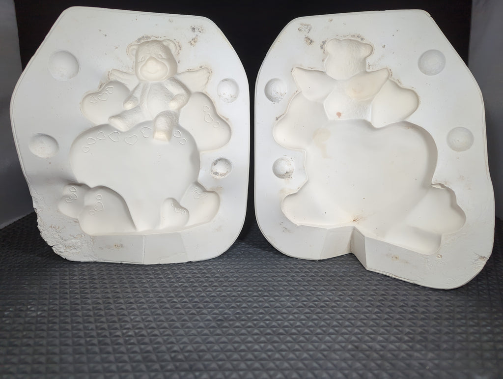 CM0339 - 1843 Kimple Cherub Bear